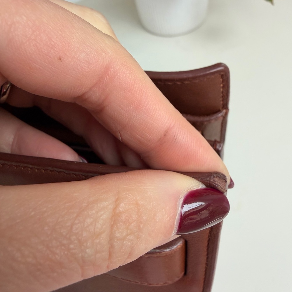 Yves Saint Laurent Sac de Jour (Large) – Camel Calfskin - Picture 13 of 15